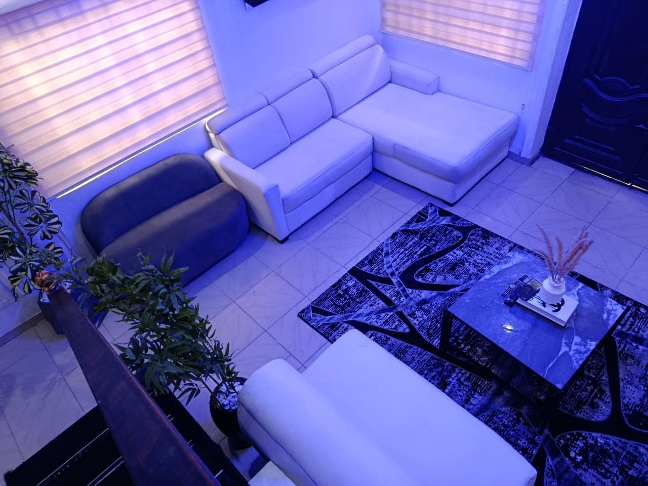 Mezie Premiun 2-Bedroom Duplex PH - Unit 4