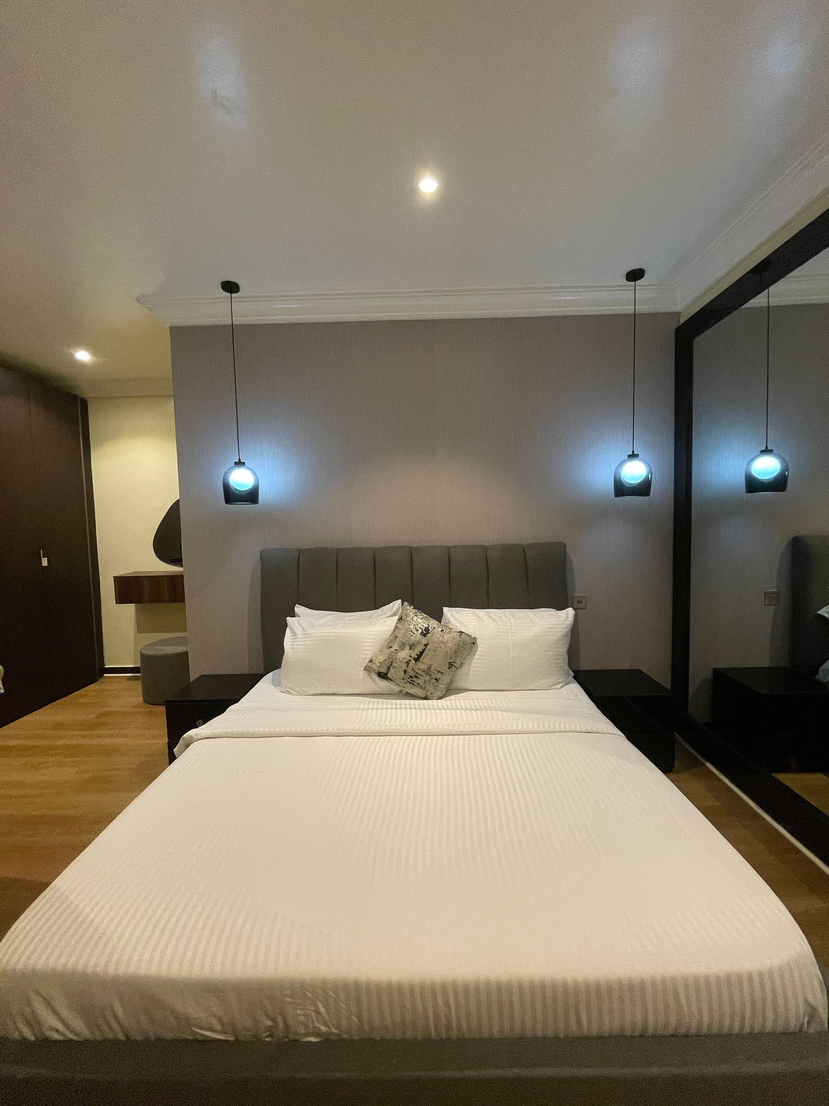 Sunflower Residence - Deluxe 1-Bedroom Apartment in Oniru - Unit 2 - Image 3