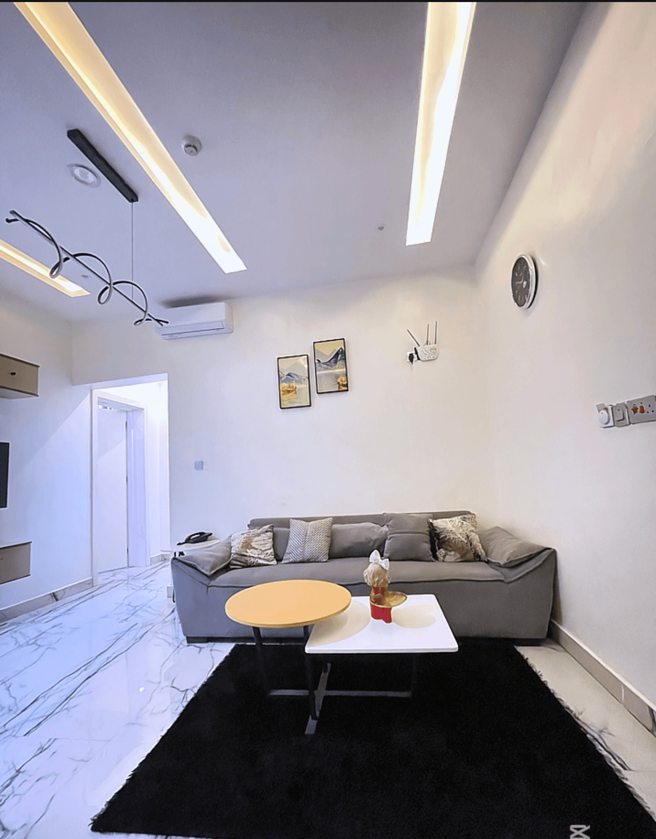 Crystal Executive 1-Bedroom Apartment - Unit 2