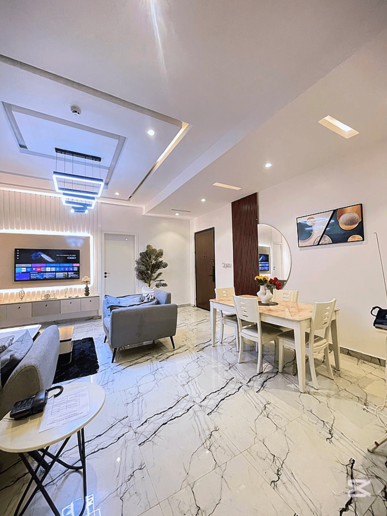 Ruby Royal 2-Bedroom Apartment - Unit 2 - Image 3