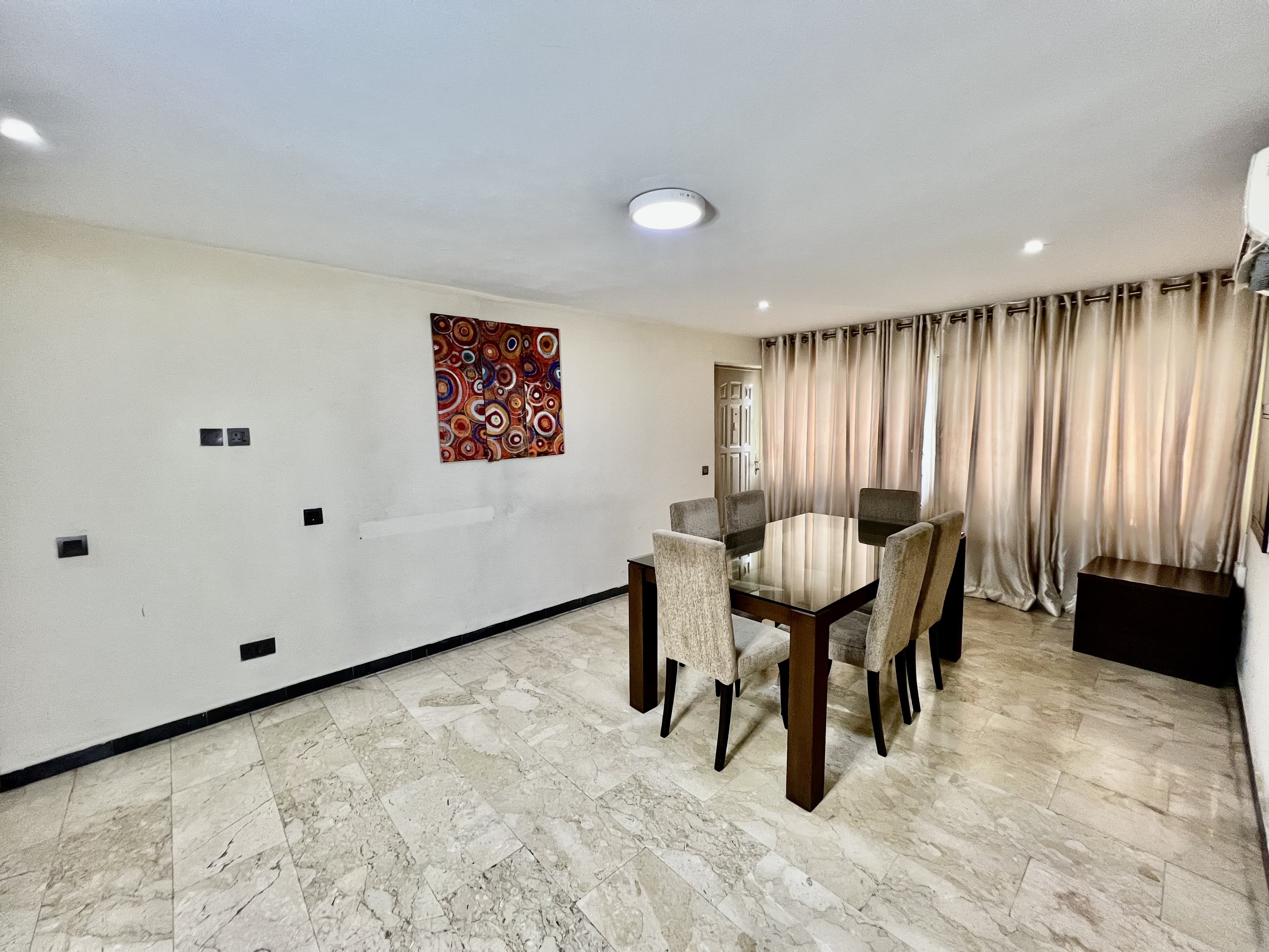 The Emem Luxury 3-Bedroom Apartments - Unit 3 - Image 4