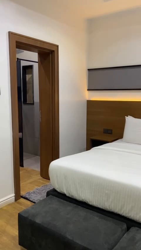 Elegant Studio Apartment in Asokoro - Image 4