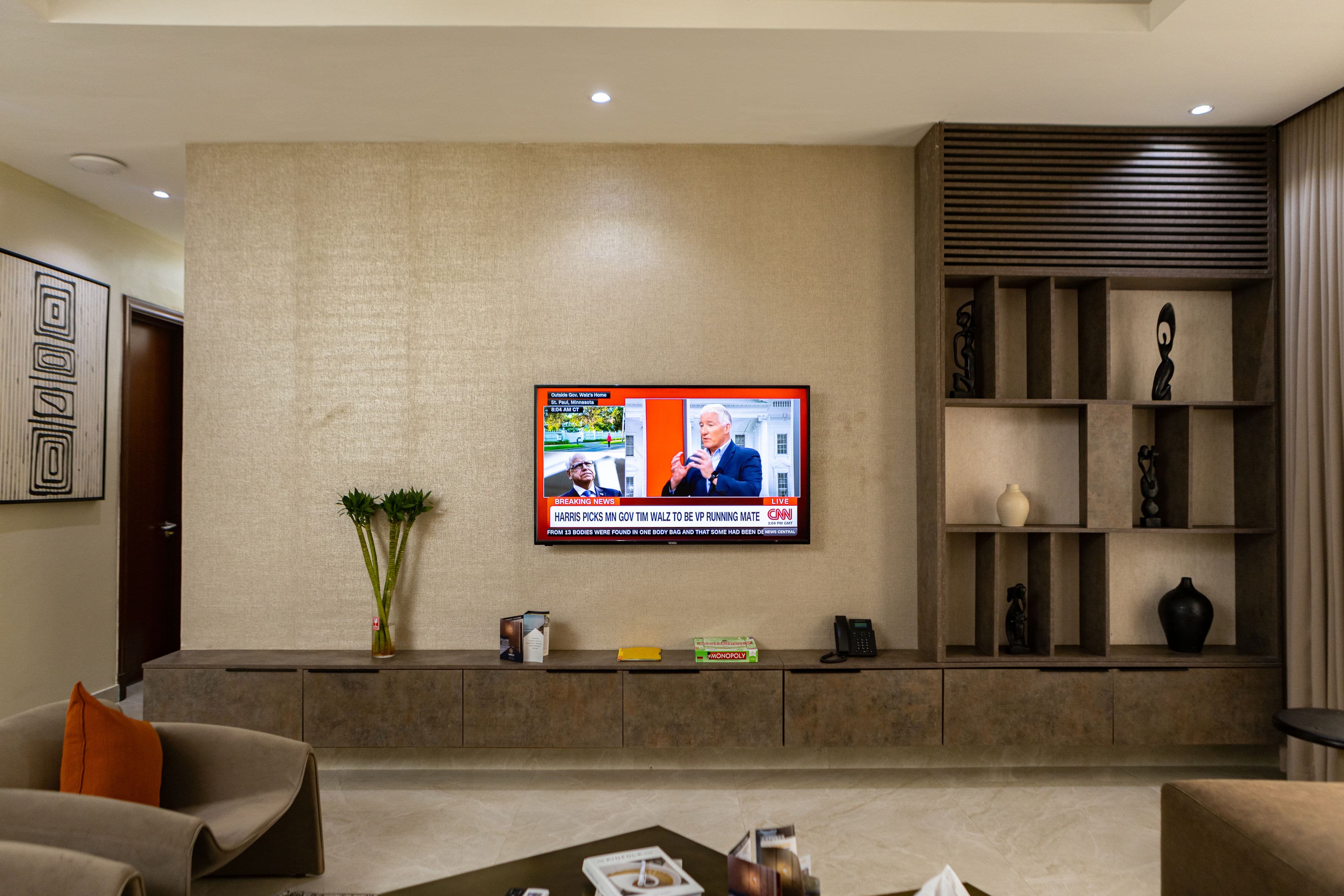 Sunflower Residence - 3 Bedroom Apartment in Ikoyi - Unit 2 - Image 5