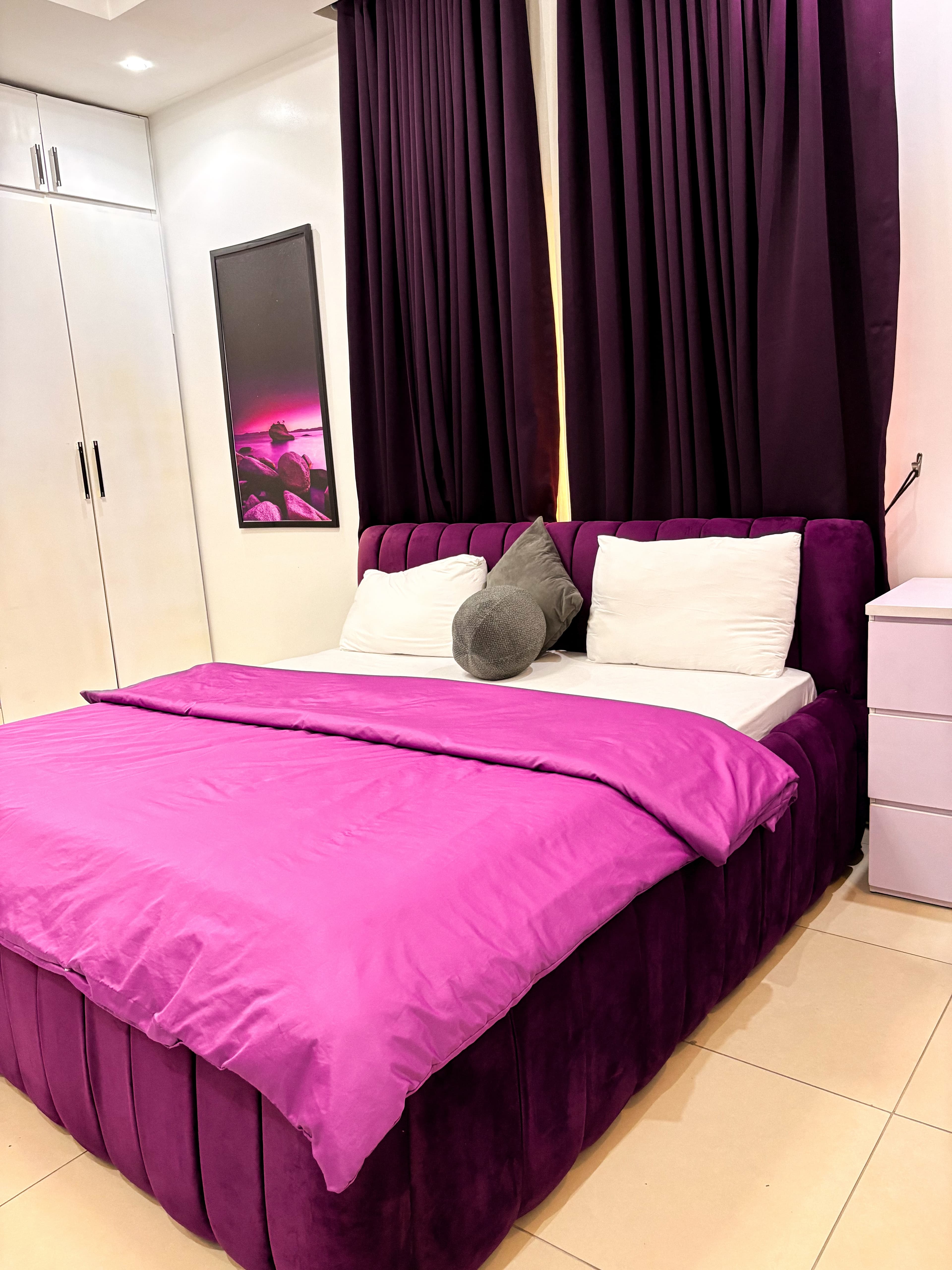 Pearls 1 Bedroom Apartment - Unit 2 - Image 3
