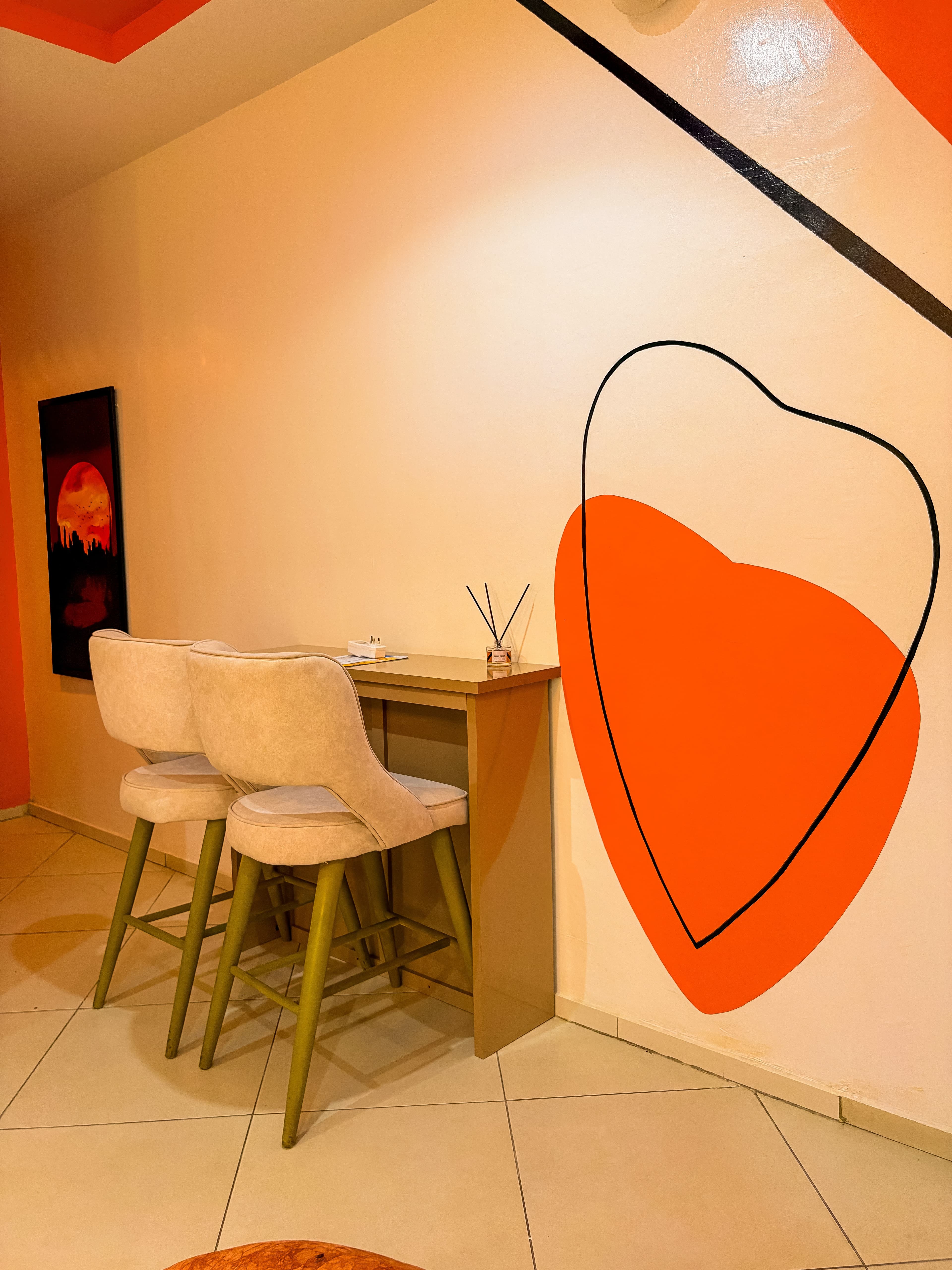 Pearls 1 Bedroom Apartment - Unit 2 - Image 4
