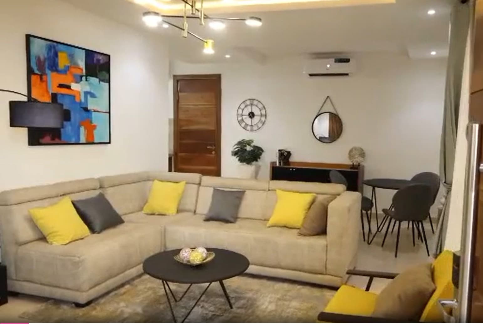 Luxury 1Bedroom Apartment