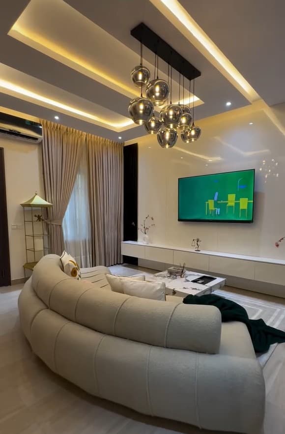 Modern 3-Bedroom Matrix Retreat - Unit 2 - Image 4