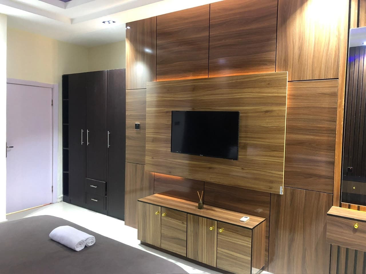 Luxury 3 - Bed Apartment in Lekki - Unit 1 - Image 3