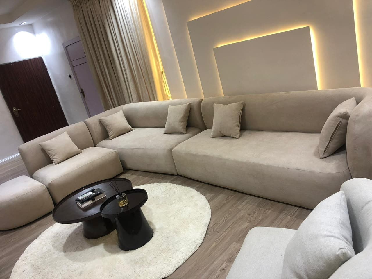 Luxury 3 - Bed Apartment in Lekki - Unit 2 - Image 4