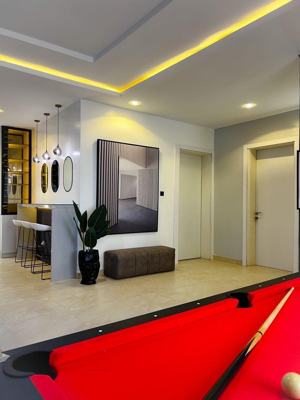 Luxury 3-Bedroom Apartment in Lekki Phase 1 - Image 3