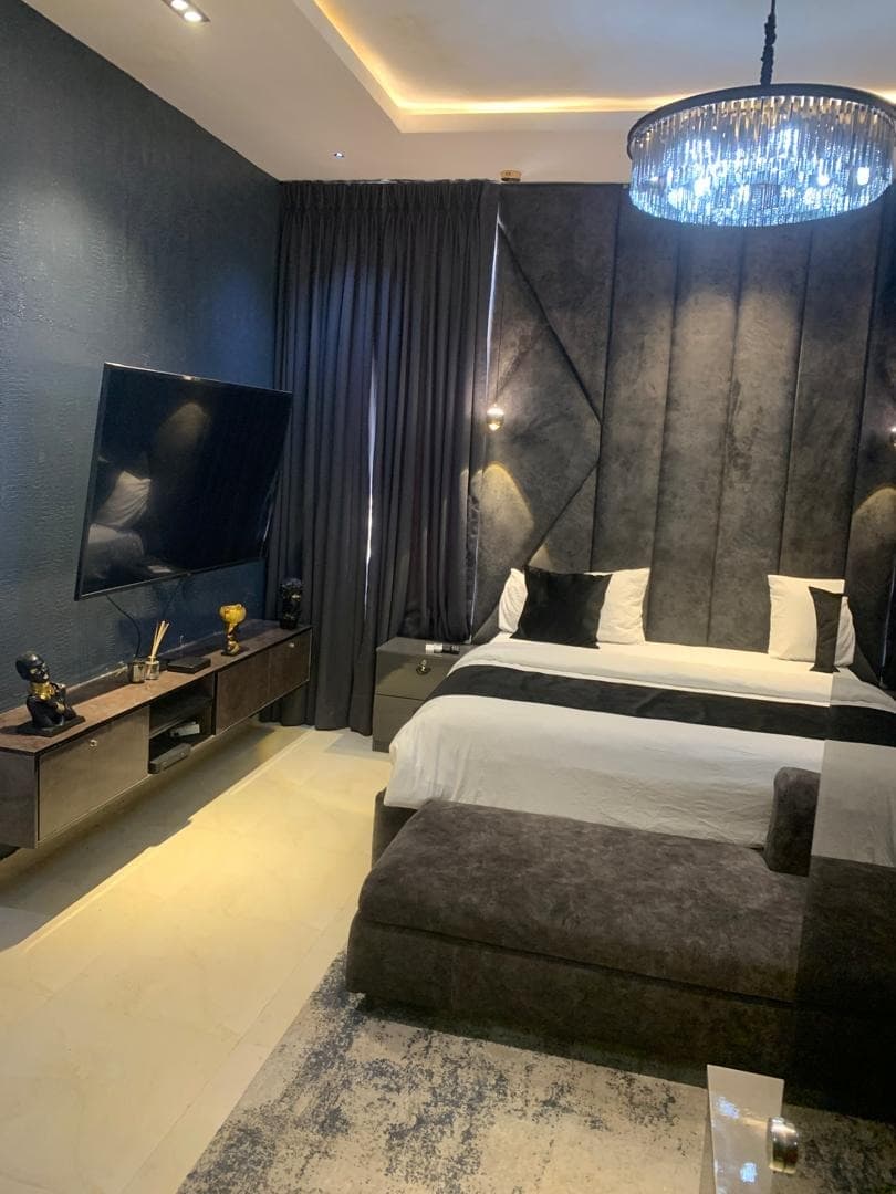 Premium 3-Bedroom Apartment in Lekki Phase 1 - Image 3