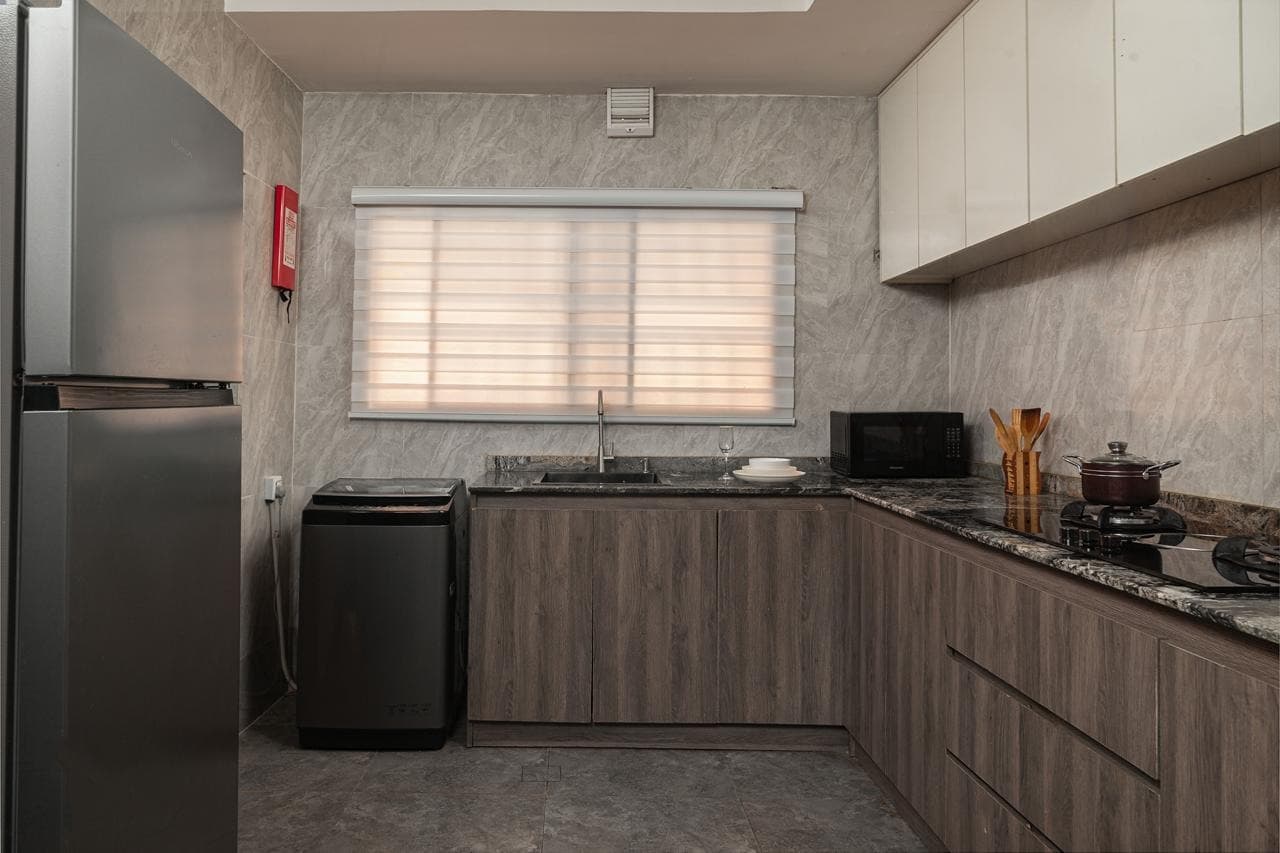 Bishop Pad Exclusive 2-Bedroom Retreat - Image 3