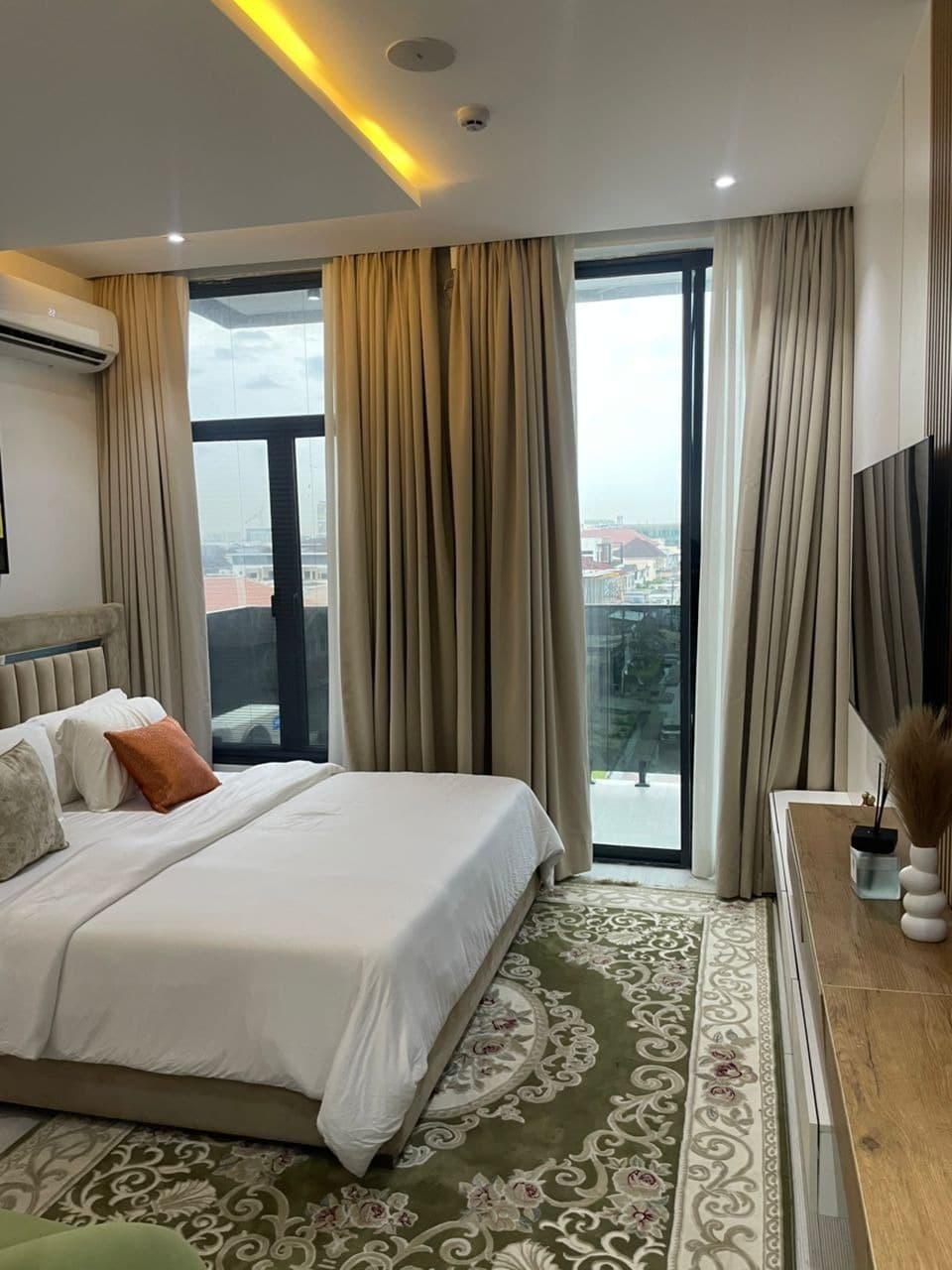 Luxury Studio Apartment in Lekki - Image 2