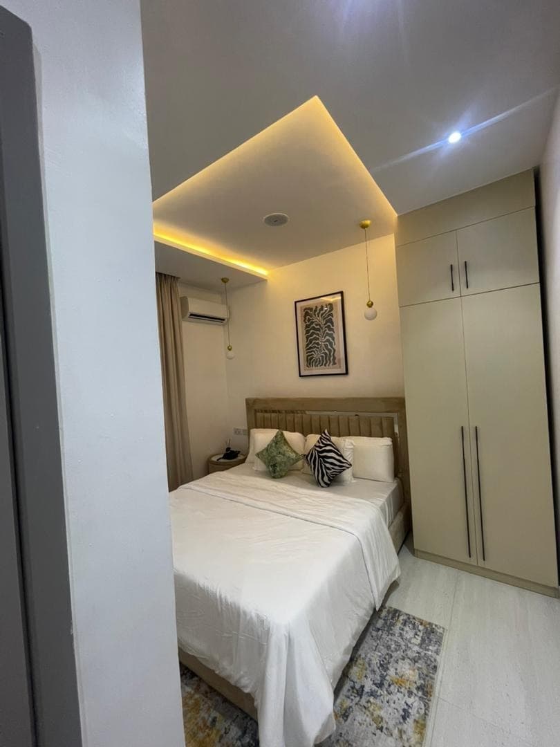 Luxury 1 Bedroom Apartment in Lekki - Image 2