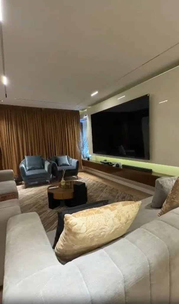 Silver-Vixen Charm & Comfort Luxury 3-Bedroom Boutique Apartment - Unit 1