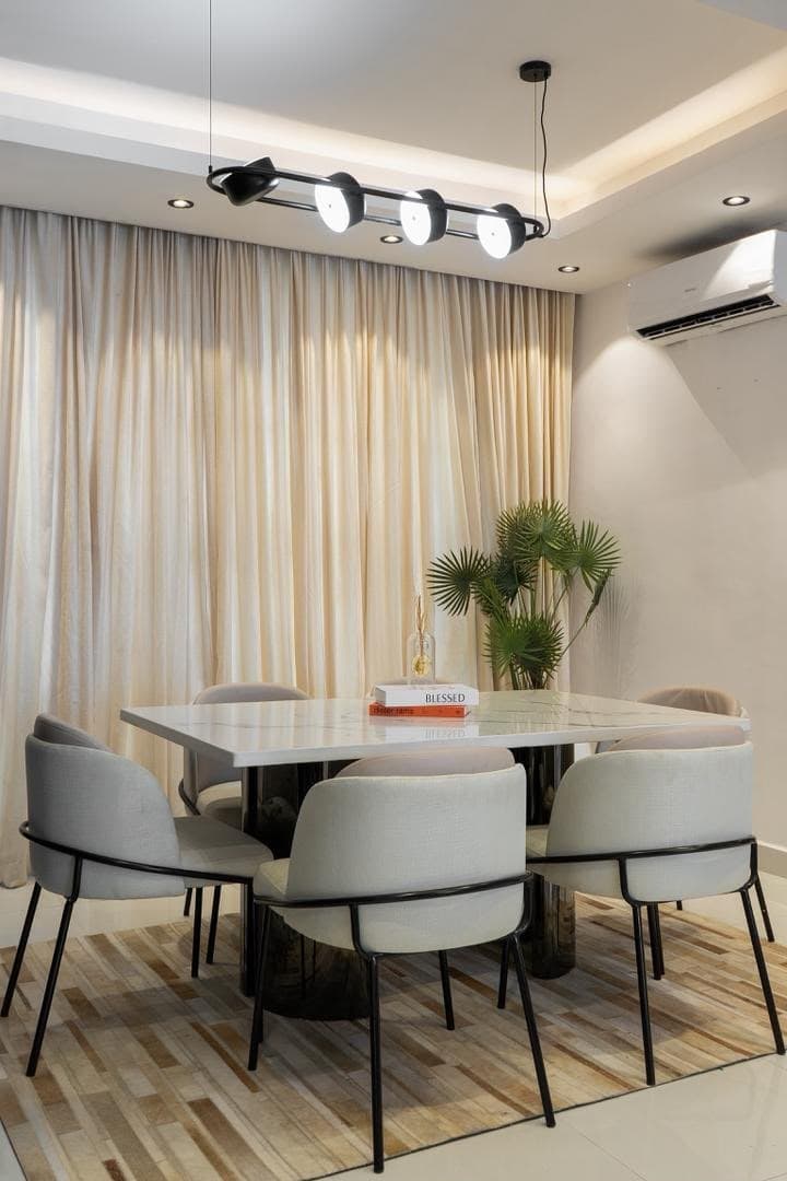 Luxury Smart Home and Fully Furnished 4-Bedroom - Image 5