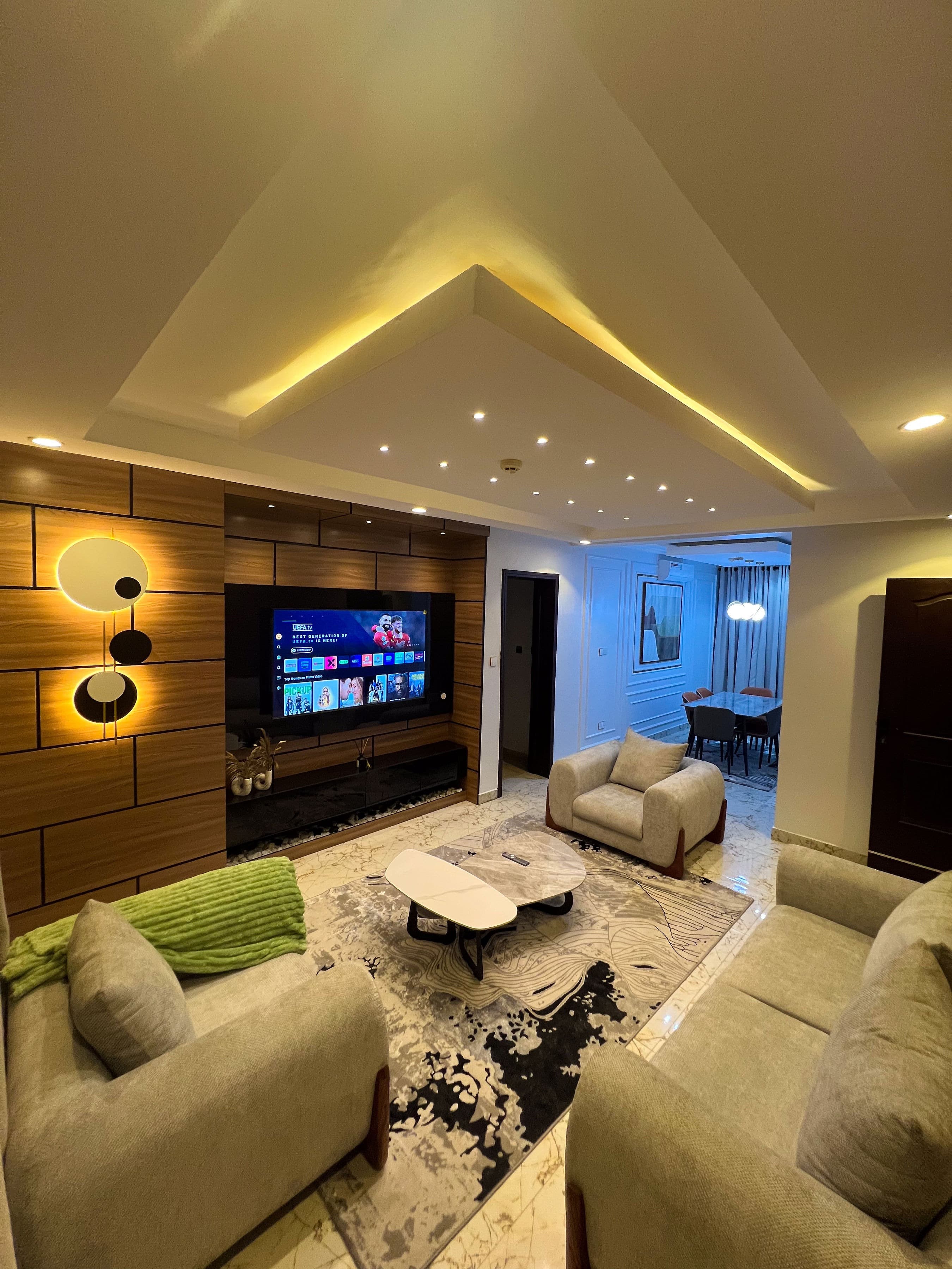 Cozynest 3 Bedroom Apartment in Maryland, Ikeja