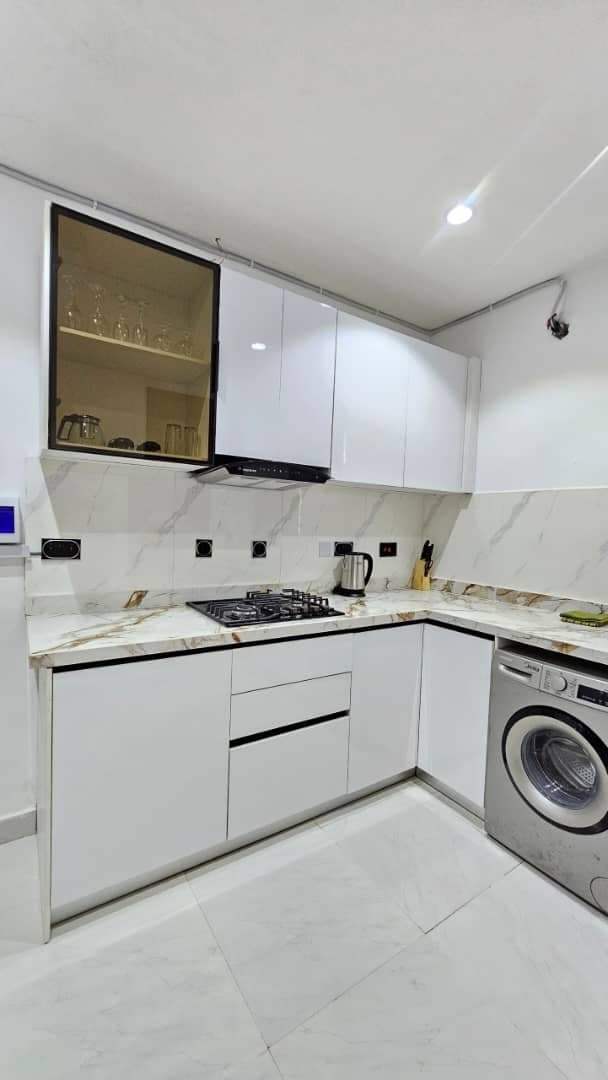 Serene 2-Bedroom Luxury Apartment in Lekki - Image 2