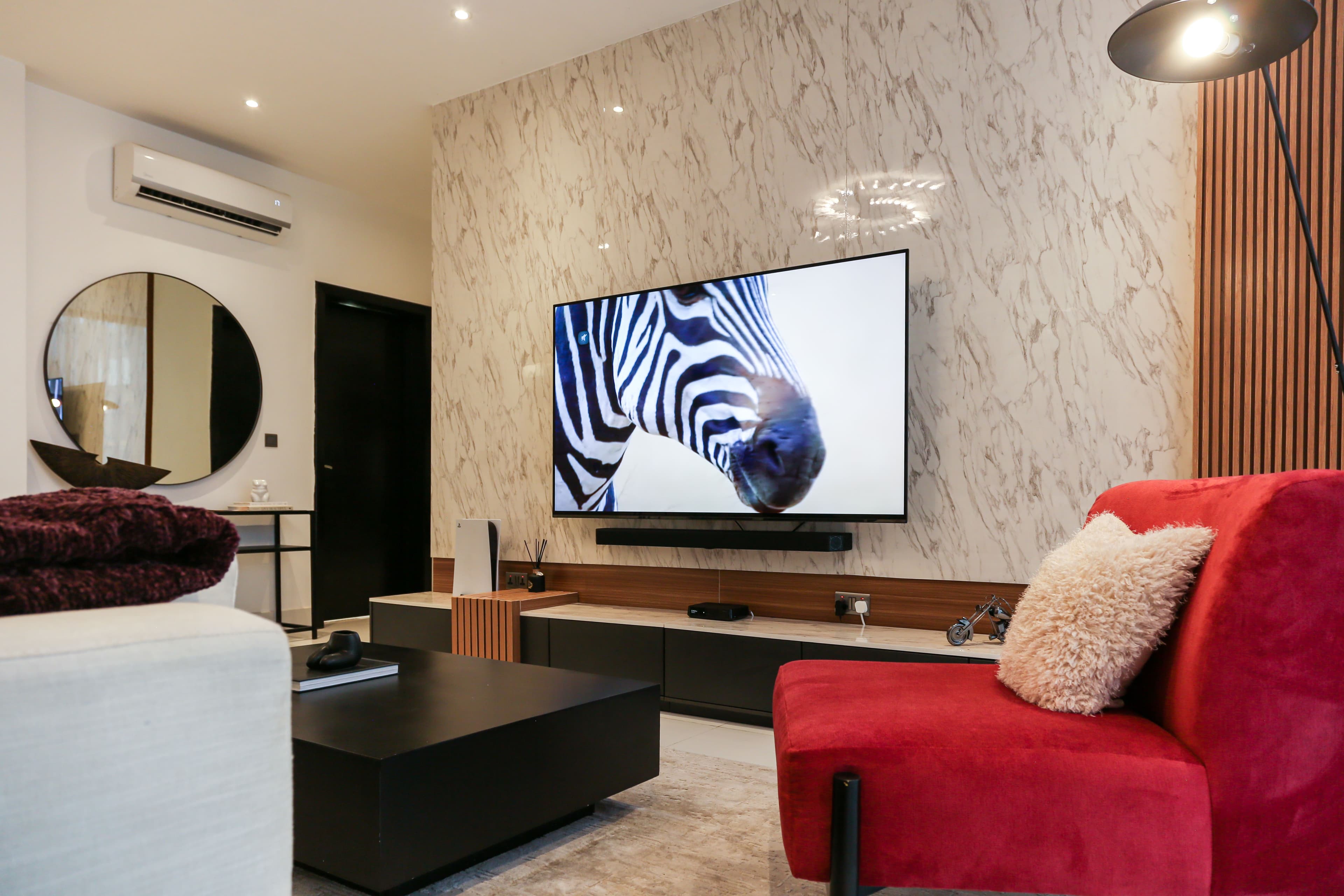 Walnut Luxe Exquisite 3-Bedroom Apartment in Ikoyi - Image 2