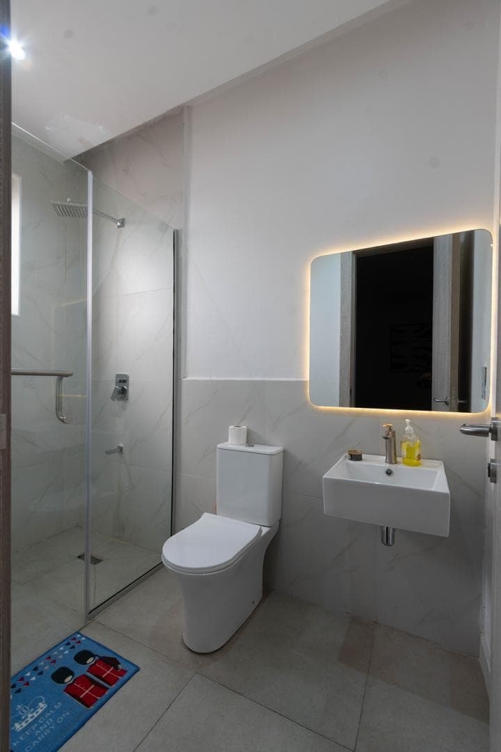 Exclusive 2-Bedroom Luxury Apartment in Lekki - Image 5