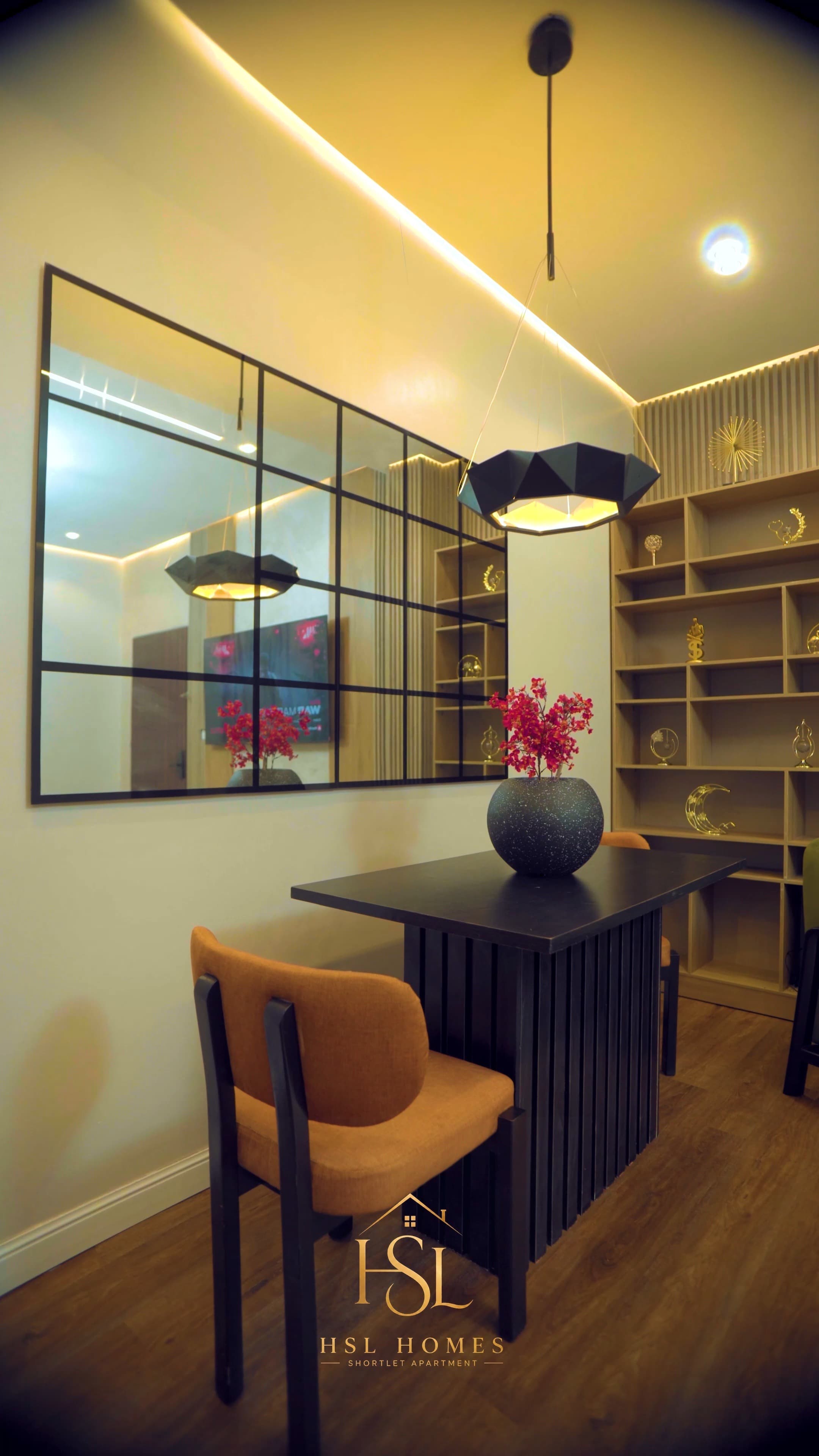 Stylish 2-Bedroom Luxury Apartment - Image 5