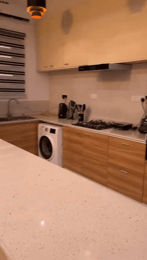 Elegant 2-Bedroom Luxury Apartment in Lekki - Image 5