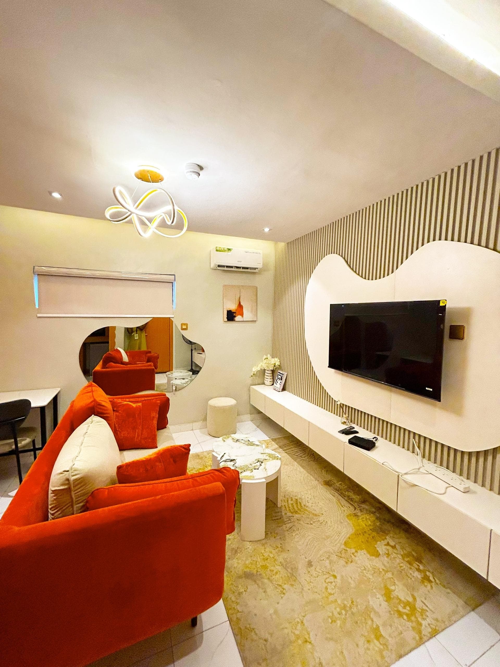 Fancy D1 Bedroom Apartment in Surulere - Image 5