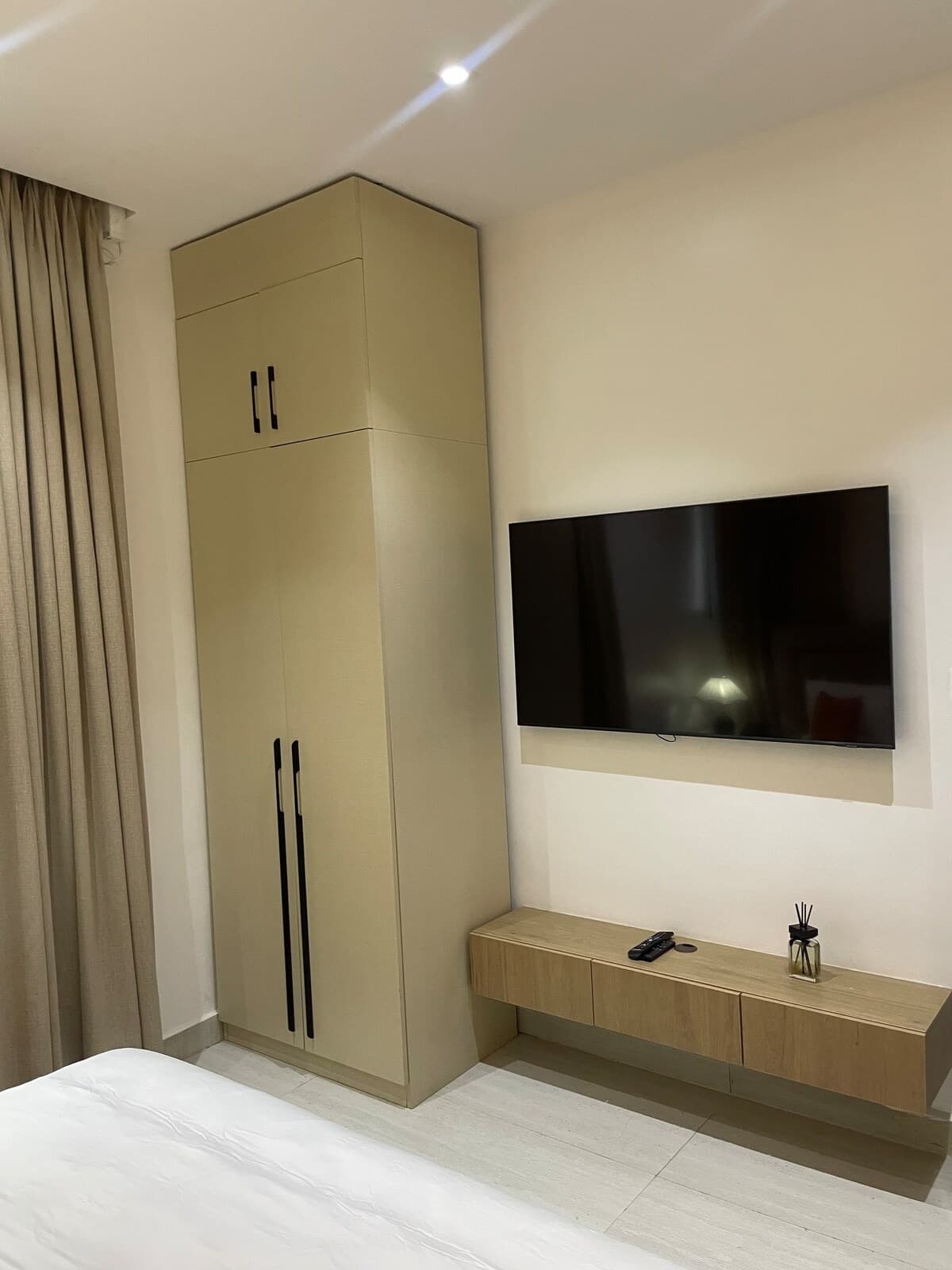 Premium 2-Bedroom City Escape in Lekki - Image 5