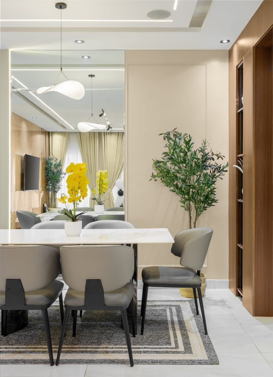 Luxurious 3-Bedroom Apartment - Image 3