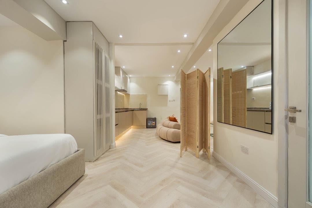 New Studio Apartment - Image 3