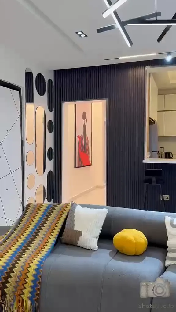 Introducing You to Chris Smart Apartment - Image 5