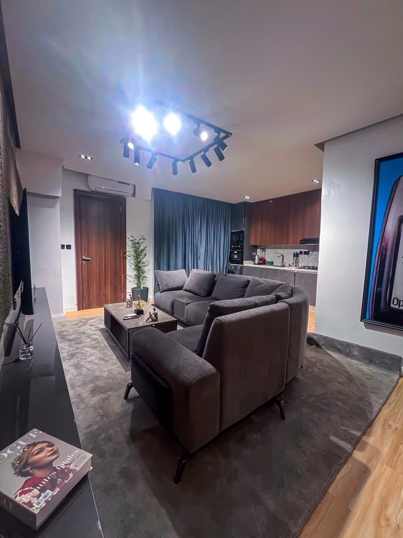 Panache 2-Bedroom Apartment - Unit 1 - Image 4