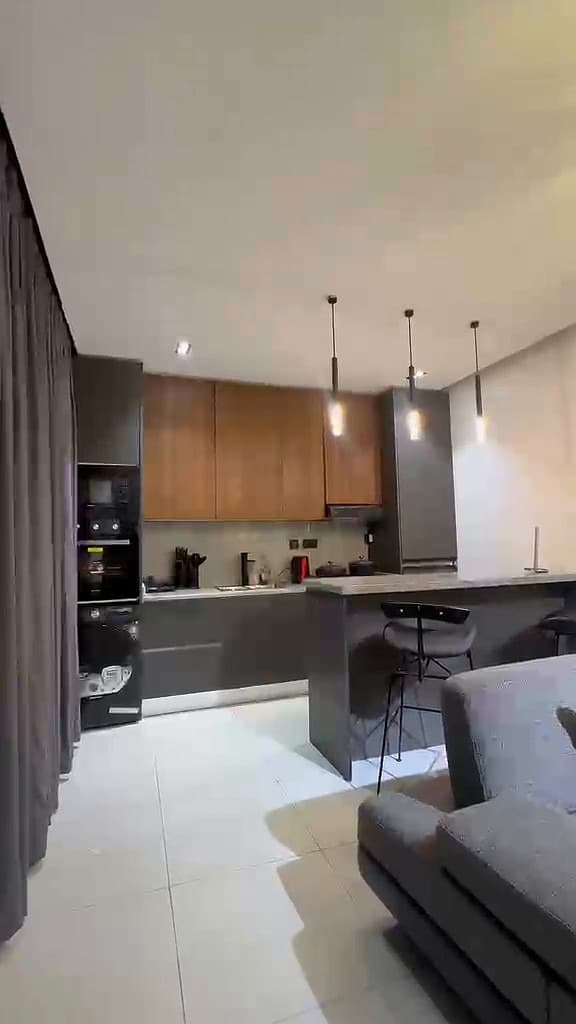 Panache 2-Bedroom Apartment - Unit 3 - Image 4