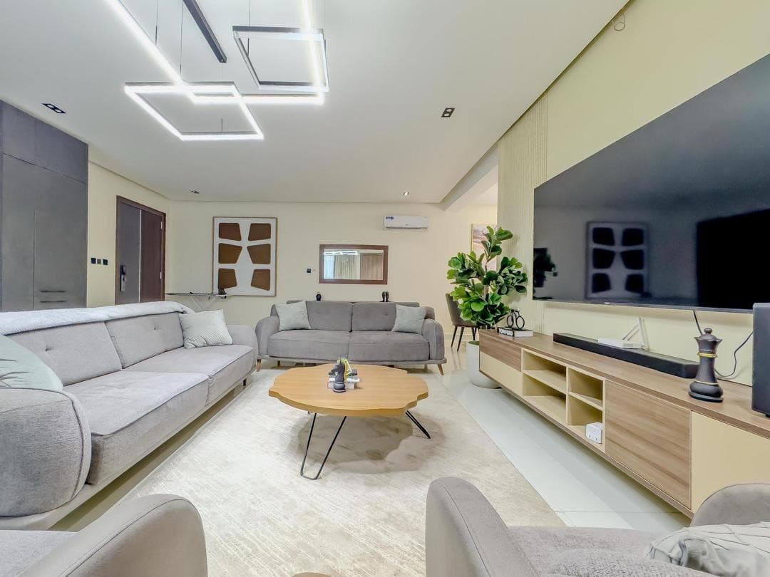 Panache 2-Bedroom Apartment - Unit 5