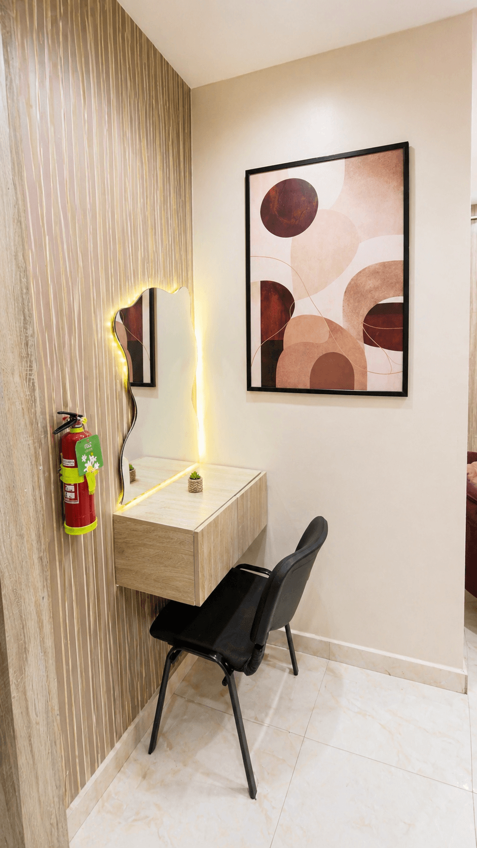 Modern Stylish Studio | Premium Mattress | Fast Wi-Fi & Smart Tv - Image 5