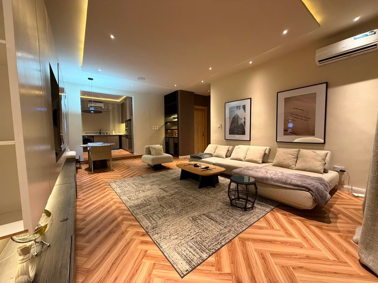 New Uniquely Designed 2-Bedroom Apartment with Ps5, Swimming Pool - Image 2