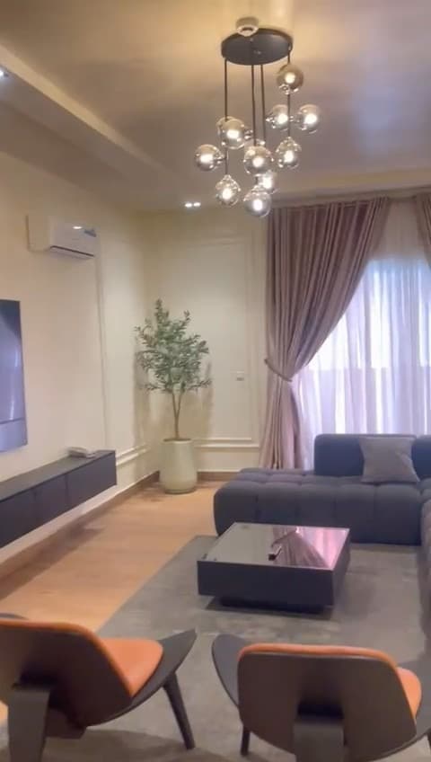 Thirteen-Thirteen Luxury 2-Bedroom Apartment - Unit 2 - Image 4
