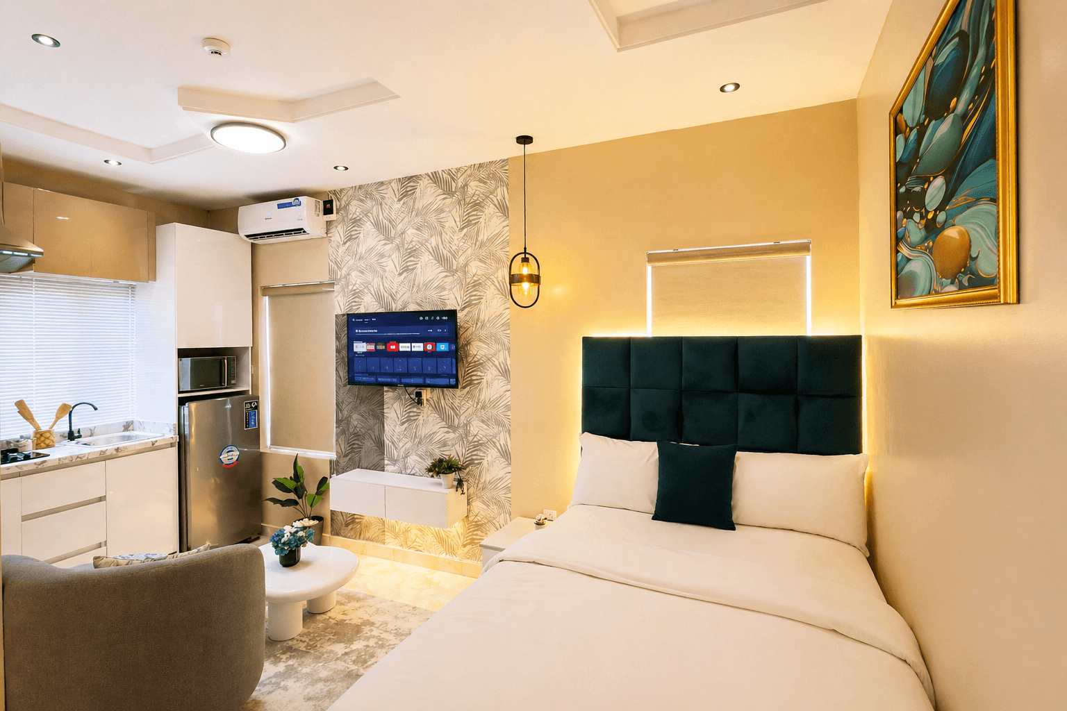 Modern Elegant Studio Premium Mattress Fast Wi-Fi & Smart Tv - Image 5