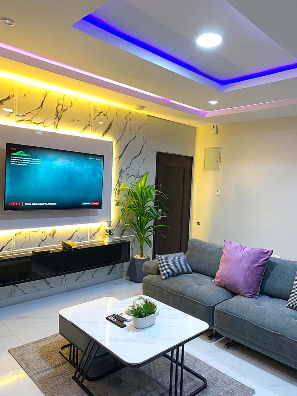 Elegant 2-Bedroom Apartment in Lekki - Image 2