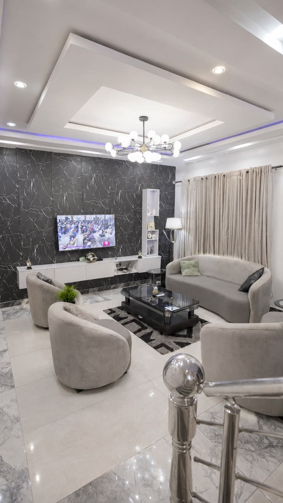 Rotzy 4-Bedroom Apartment