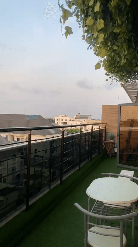 Midak Mews 1 - Luxury 2-Bed Penthouse Suite
