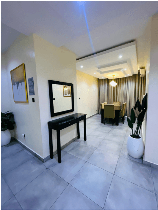 Sunninghill Apartment 3-Bedrooms - Image 3