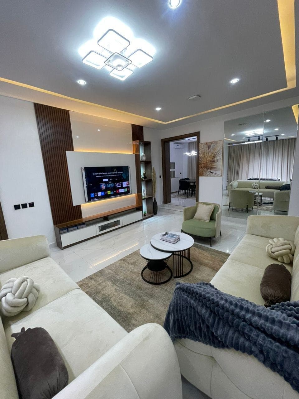 Farath Apartment Luxury 3-Bedroom Stay in the Heart of Abuja - Image 2