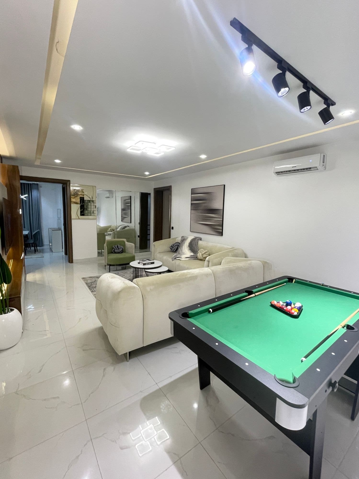 Farath Apartment | Luxury 3-Bedroom Flat 2 | Premium Abuja Stay - Image 3