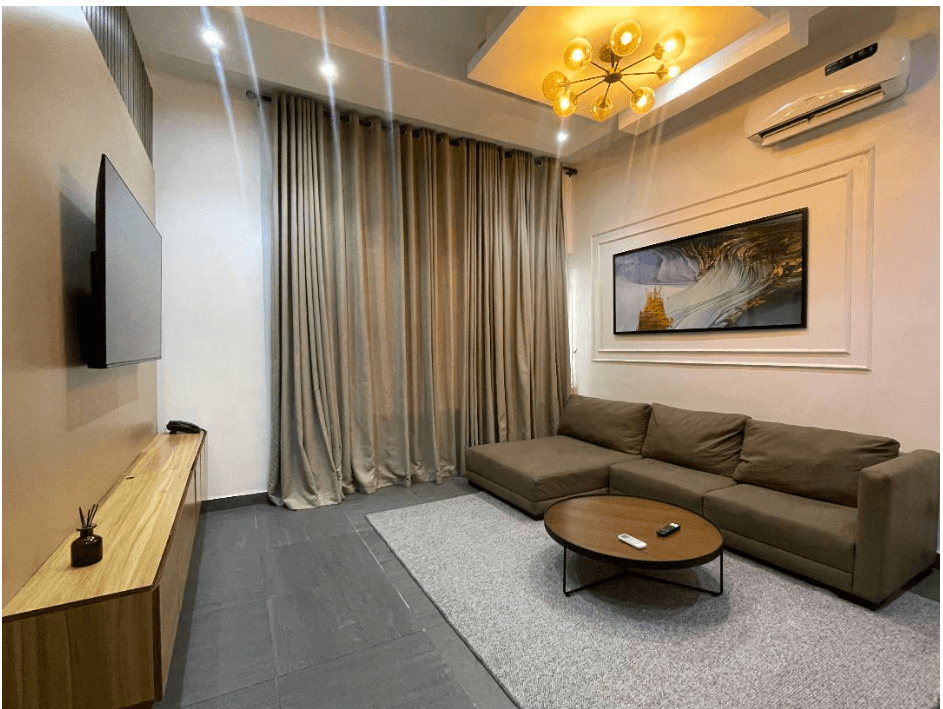 Sandhurst 203 1-Bedroom - Unit 1