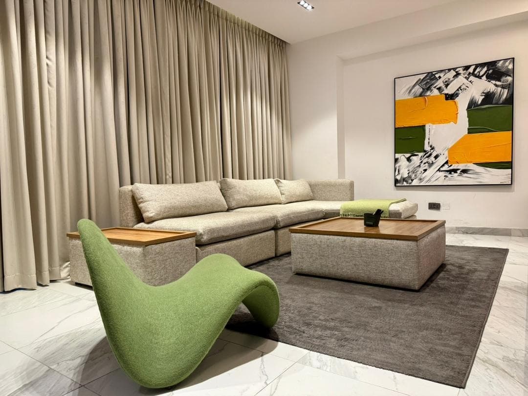 Vha -Oniru Luxury 1-Bedroom Serviced Apartment - Image 4