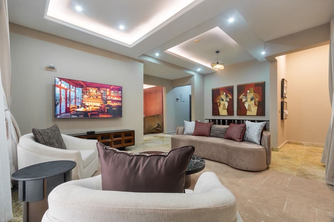 The Almond Studio with Private Cinema, Rooftop Lounge & Chef - Image 3