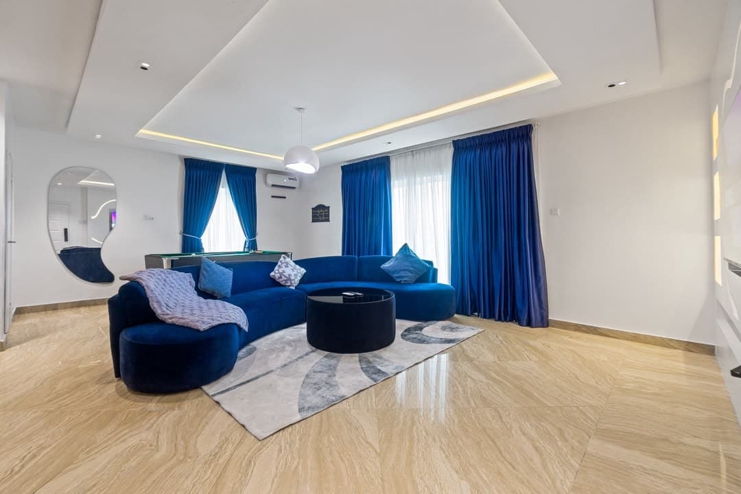 Luxury 3-Bedroom Apartment Parkview Estate, Ikoyi - Image 2
