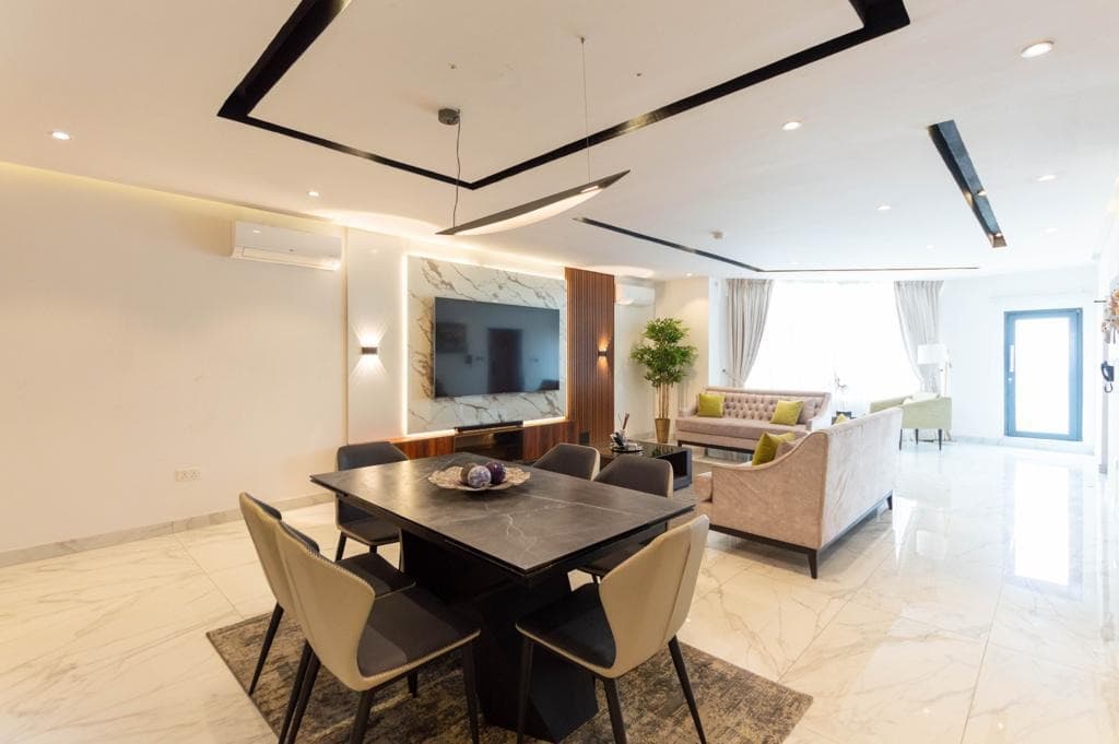 Joneer Court Waterfront 3-Bedroom Apartment - Image 5