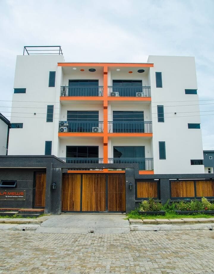 The Luxe 2-Bedroom Residence in Lekki - Image 2